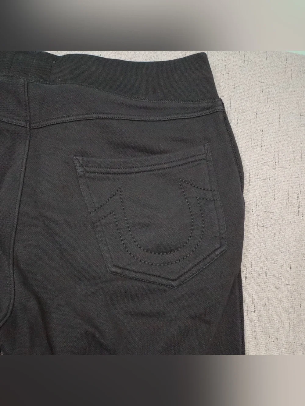 True Religion Unisex Black Joggers Gold Metallic Horseshoe Logo Size M